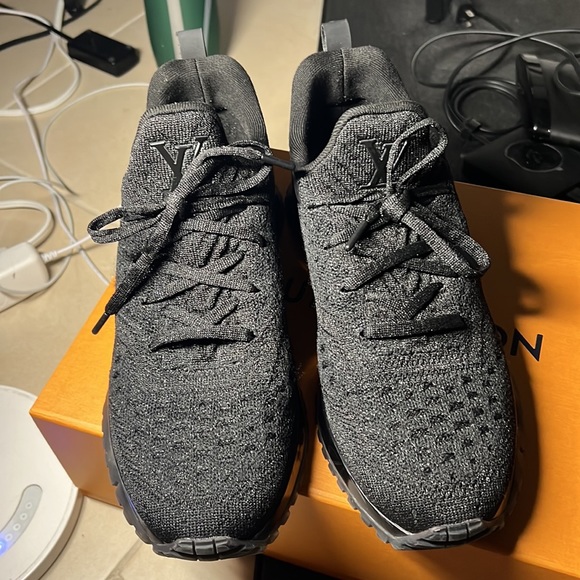 Louis Vuitton Beverly Hills men’s sneaker 1A89S6 noir size 8 normal width - Picture 3 of 13